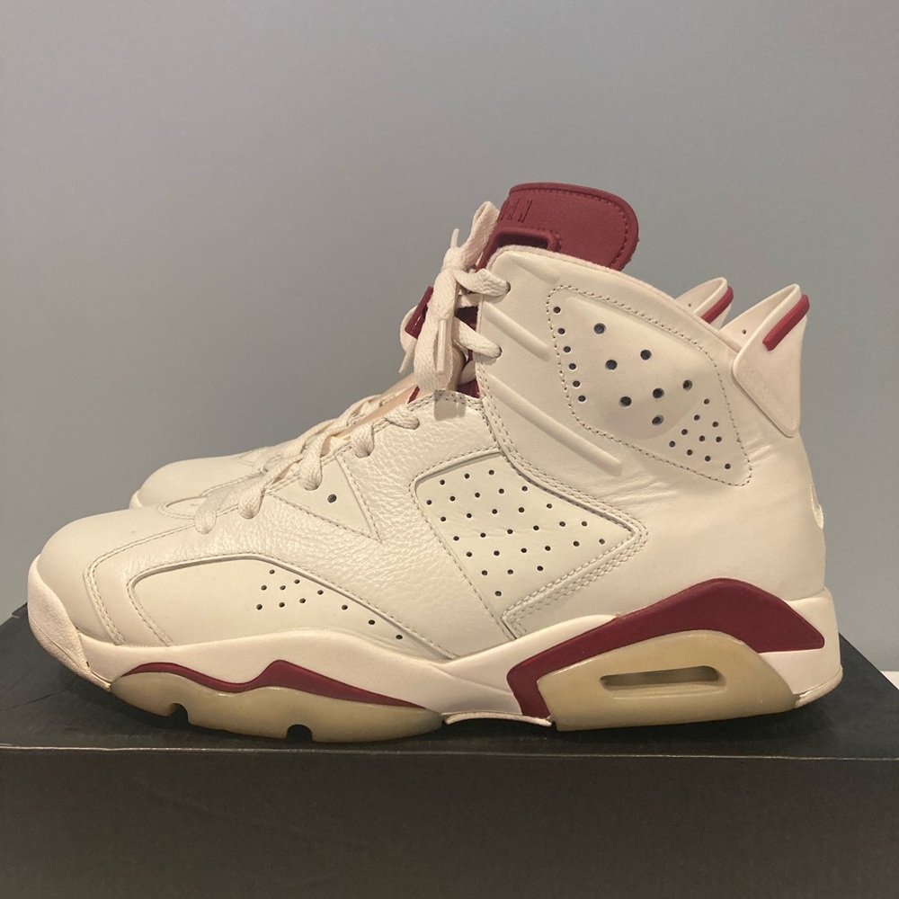 Jordan 6 Maroon size 10